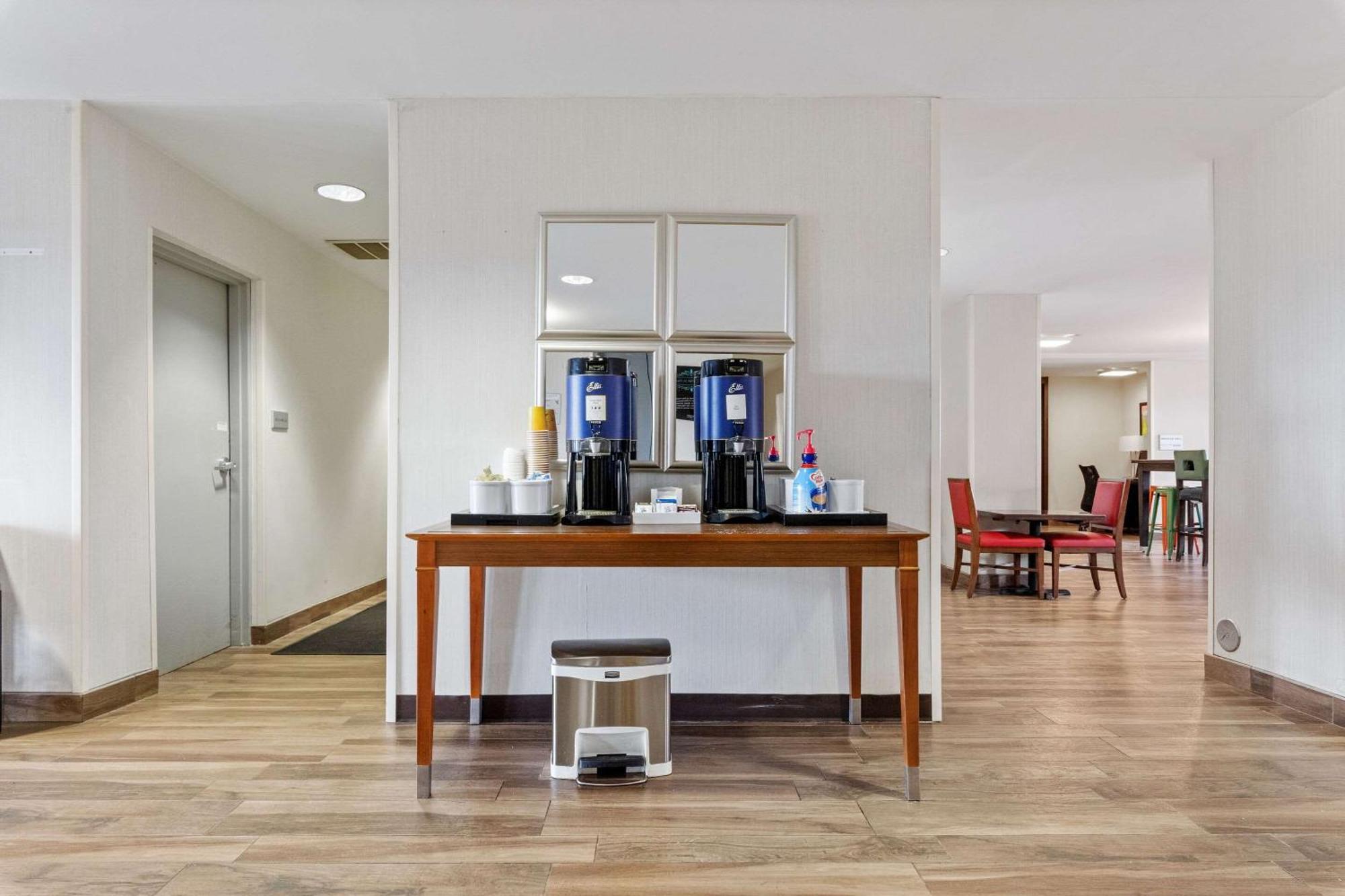 Allentown Park Hotel, Ascend Hotel Collection Fogelsville エクステリア 写真